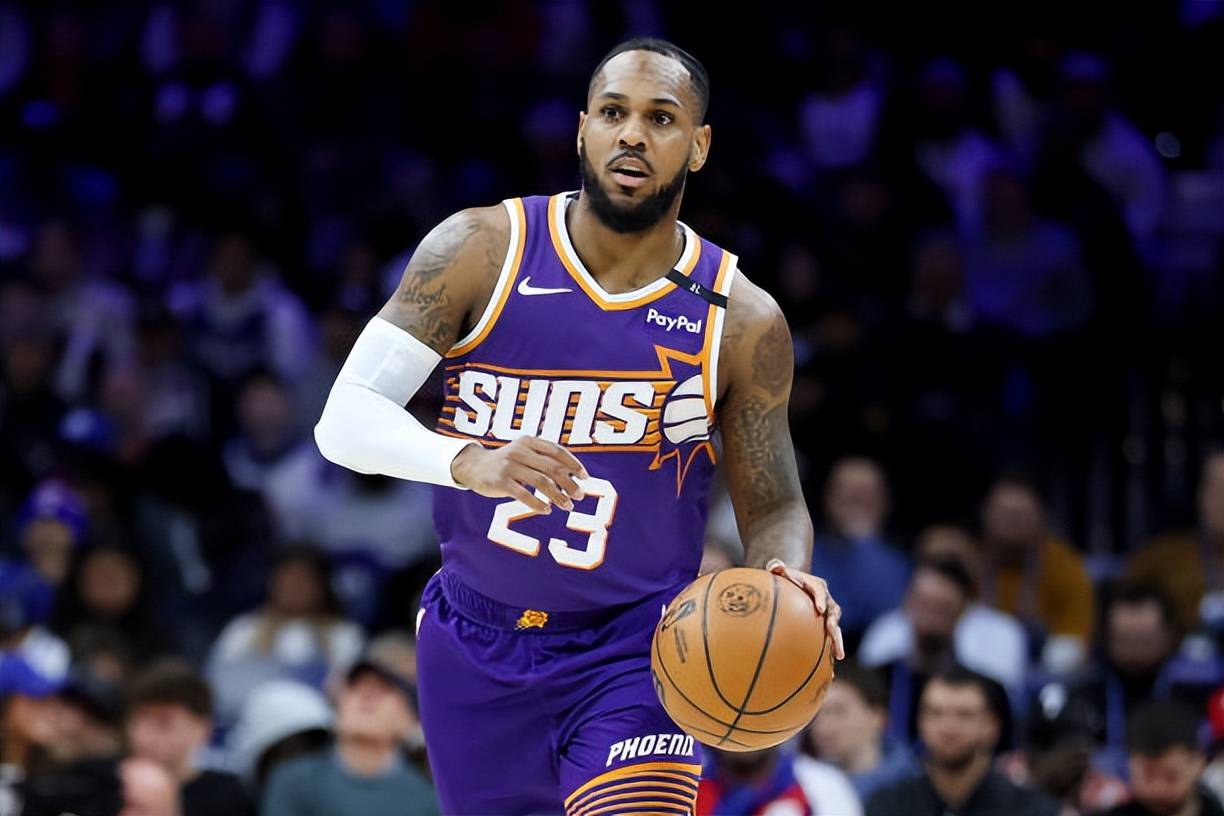 菲尼克斯太, 而且到了赛 菲尼克斯太, 而且到了赛