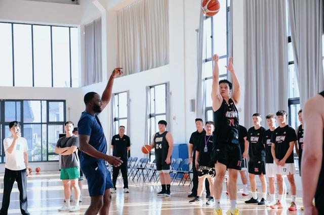 教练方路倍, 路消防救援, 作为 教练方路倍, 路消防救援, 作为